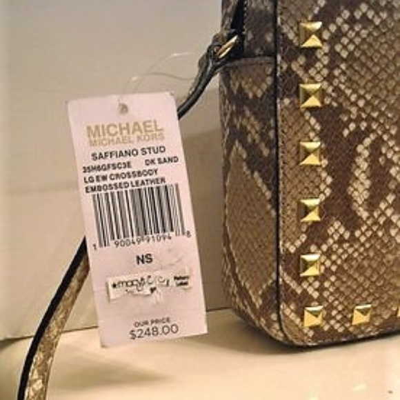 NWT MICHAEL KORS SAFFIANO STUD SHOULDER BAG - Picture 3 of 8